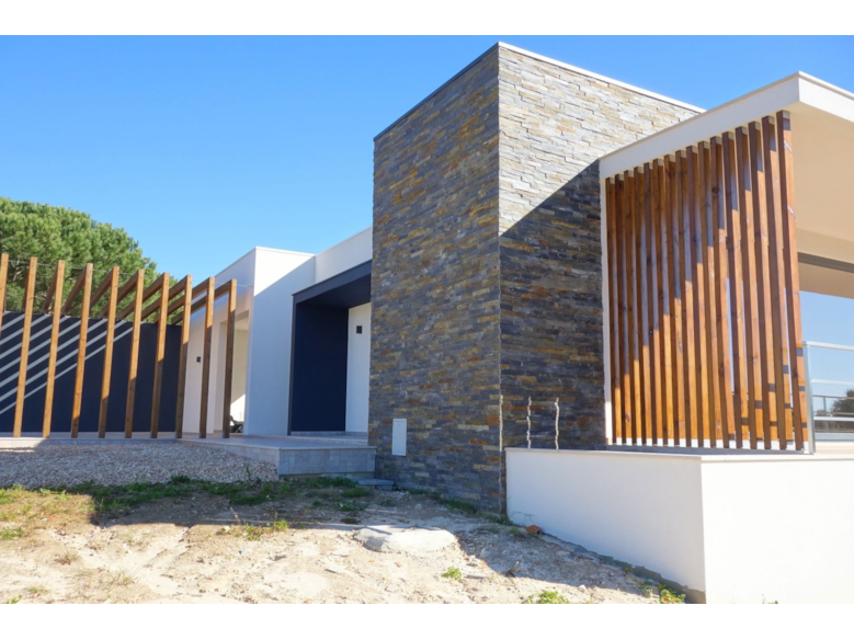 Garagem / Ripado Em habitação