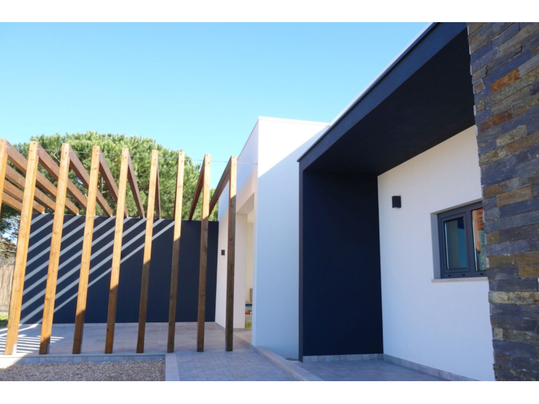 Garagem / Ripado Em habitação